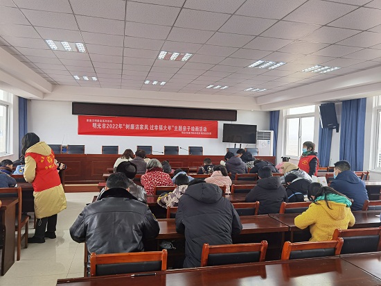 CpYIYGHxD7-ATHozAASMl97r-JY077.jpg